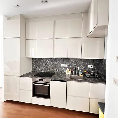 Astoria - Center New Confortable