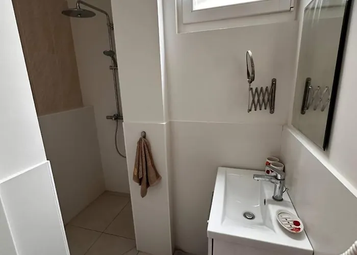 Astoria - Center New Confortable *